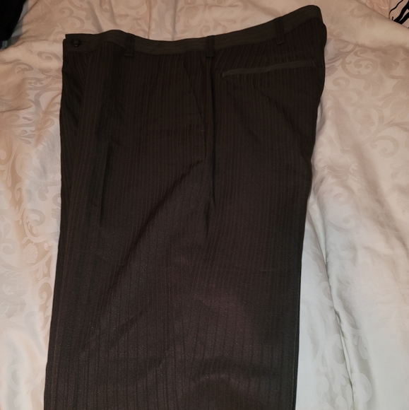 Kenneth Cole Reaction slacks (brown) 34x32 - Picture 2 of 3